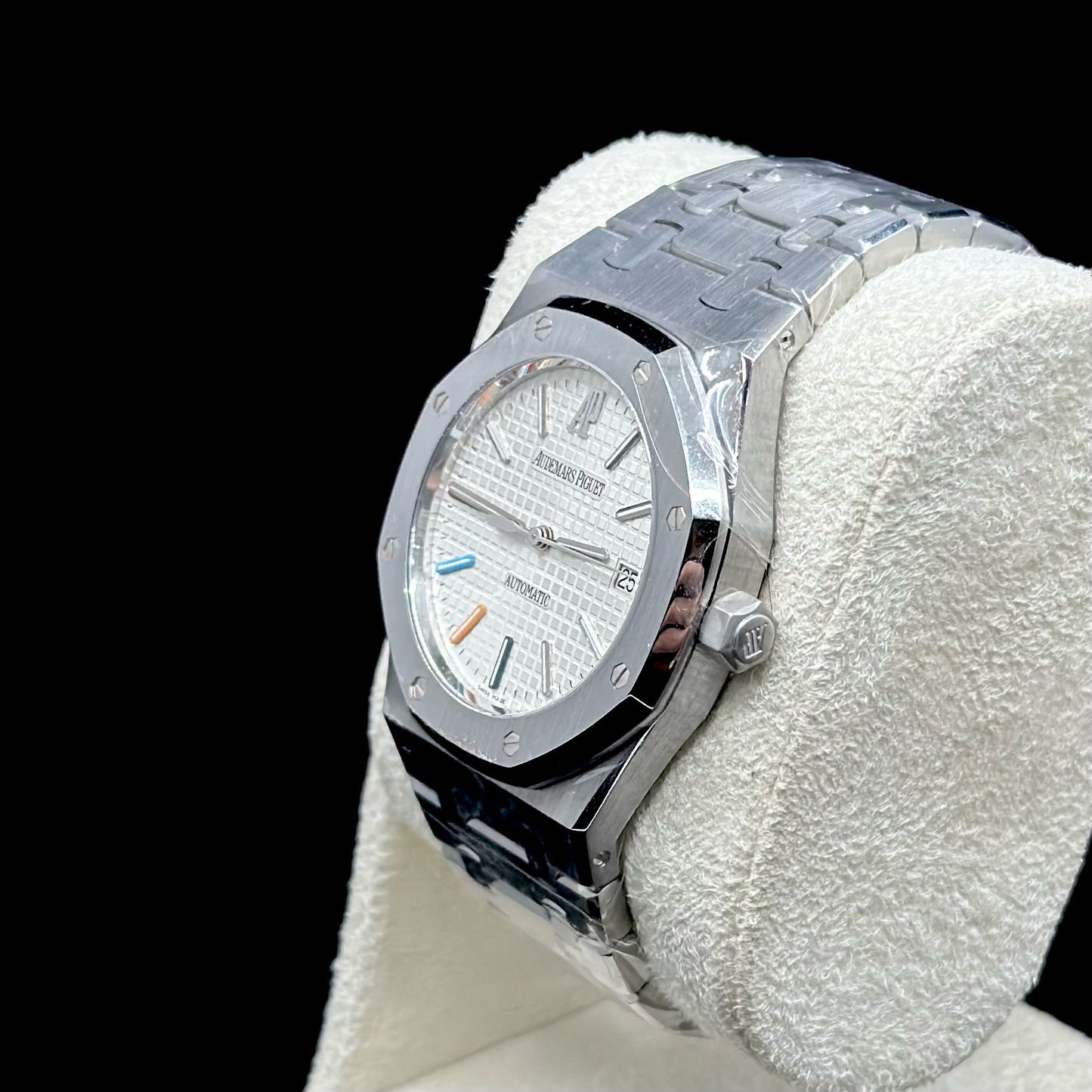 Audemars Piguet Royal Oak 15300ST "Al Nabooda Edition"