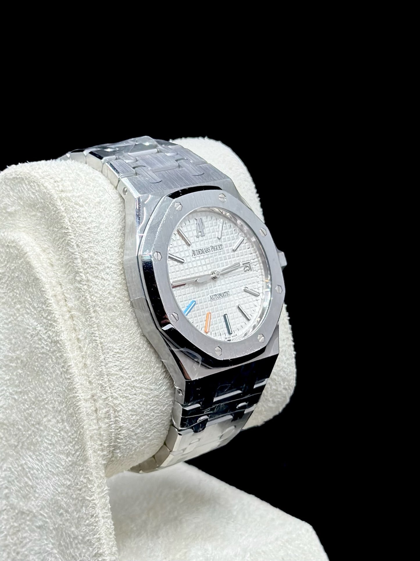 Audemars Piguet Royal Oak 15300ST "Al Nabooda Edition"